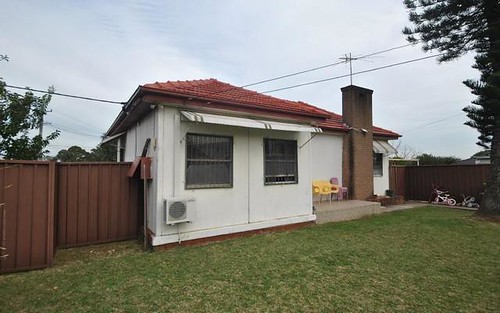22 Allowrie Rd, Villawood NSW 2163
