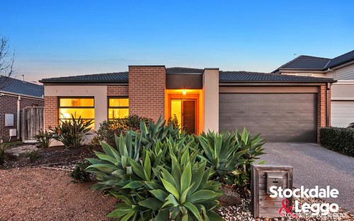 9 Carnival Pl, Point Cook VIC 3030