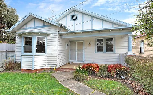 37 Thompson St, Brown Hill VIC 3350