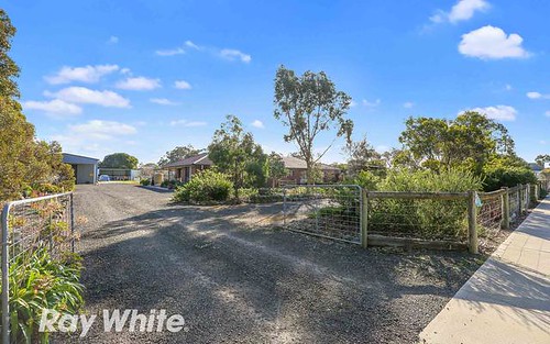34 Rothwell Rd, Little River VIC 3211