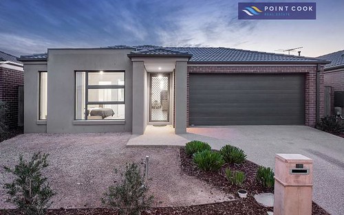 21 Stoneyfell Rd, Point Cook VIC 3030