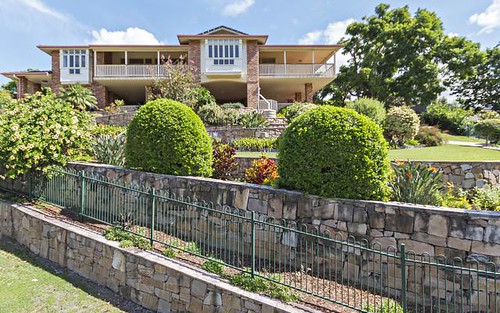 3 Sachs Ct, Kenmore QLD 4069