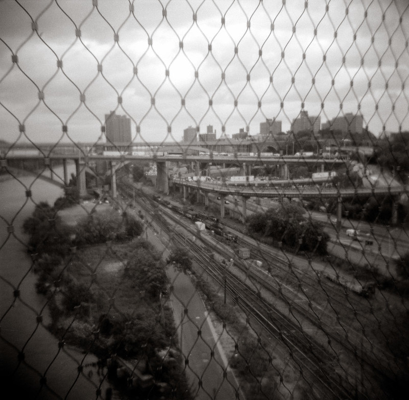 Washington Heights<br/>© <a href="https://flickr.com/people/32996060@N05" target="_blank" rel="nofollow">32996060@N05</a> (<a href="https://flickr.com/photo.gne?id=36384002853" target="_blank" rel="nofollow">Flickr</a>)