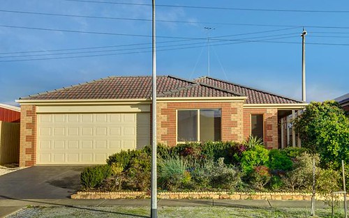 5 Edna Way, Grovedale VIC