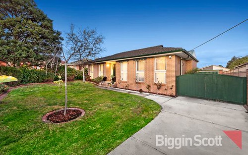 8 Drysdale Ct, Wheelers Hill VIC 3150