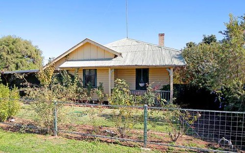 33 Bolton St, Junee NSW