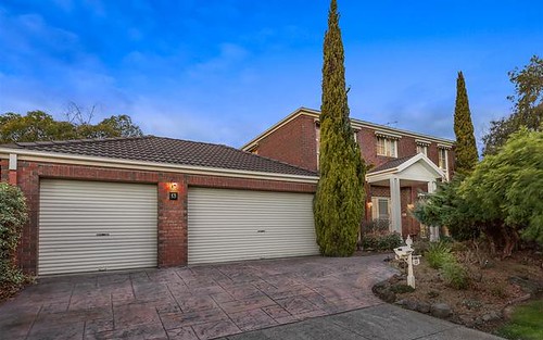 13 Christian Ct, Rowville VIC 3178
