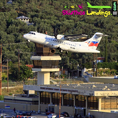 Sky Express ATR42-500 SX-GRI • <a style="font-size:0.8em;" href="http://www.flickr.com/photos/146444282@N02/36743885916/" target="_blank">View on Flickr</a>