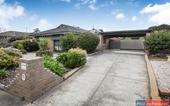 6 Linlithgow Way, Melton West VIC