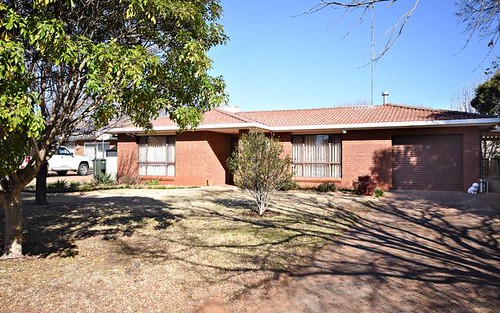 12 Lindsay Place, Dubbo NSW 2830