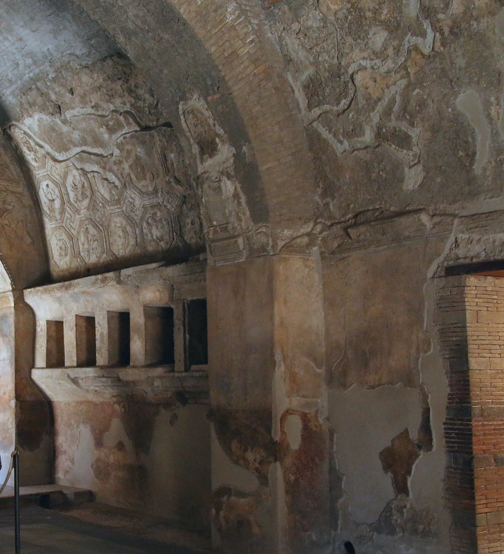 The ruins of Pompeii - Public Baths<br/>© <a href="https://flickr.com/people/58415659@N00" target="_blank" rel="nofollow">58415659@N00</a> (<a href="https://flickr.com/photo.gne?id=35942881390" target="_blank" rel="nofollow">Flickr</a>)