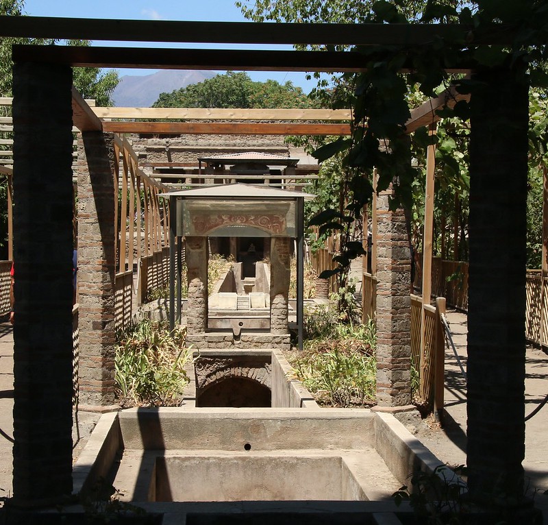 The ruins of Pompeii<br/>© <a href="https://flickr.com/people/58415659@N00" target="_blank" rel="nofollow">58415659@N00</a> (<a href="https://flickr.com/photo.gne?id=36202933701" target="_blank" rel="nofollow">Flickr</a>)