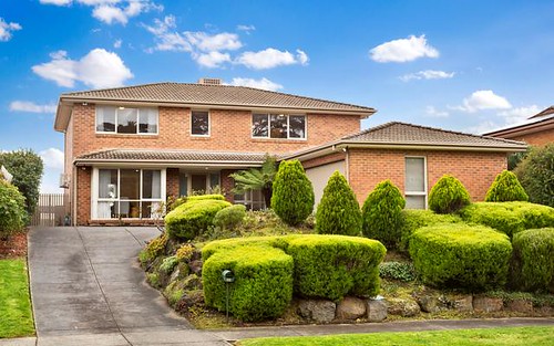 39 Pine Hill Drive, Doncaster East VIC