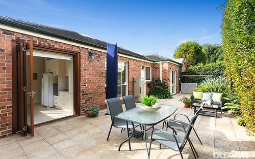 2/14 Young St, Brighton VIC 3186