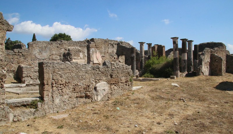 The ruins of Pompeii<br/>© <a href="https://flickr.com/people/58415659@N00" target="_blank" rel="nofollow">58415659@N00</a> (<a href="https://flickr.com/photo.gne?id=36203193111" target="_blank" rel="nofollow">Flickr</a>)