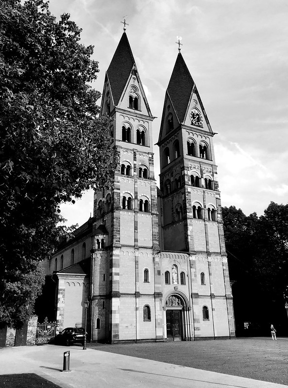St Kastor in Koblenz<br/>© <a href="https://flickr.com/people/94059613@N00" target="_blank" rel="nofollow">94059613@N00</a> (<a href="https://flickr.com/photo.gne?id=35886278094" target="_blank" rel="nofollow">Flickr</a>)