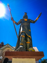 A statue in the Plaza de Armas.
