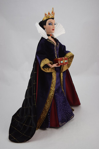 evil queen limited edition doll