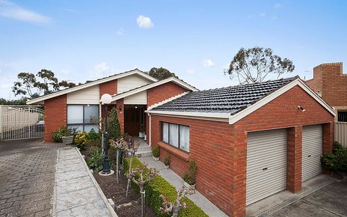 30 Mallinson Ct, Airport West VIC 3042