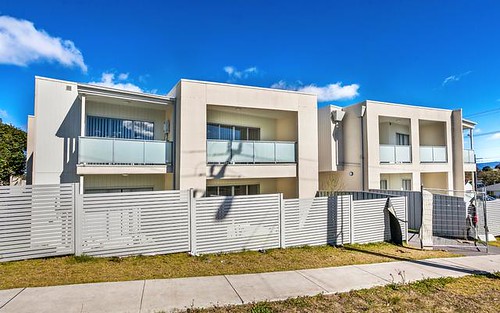16/125 Lake Entrance Road, Barrack Heights NSW
