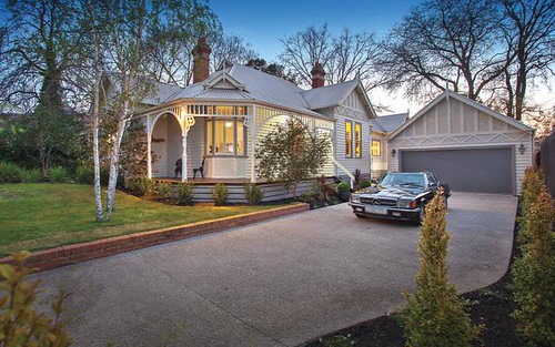 8 Middlesex Rd, Surrey Hills VIC 3127
