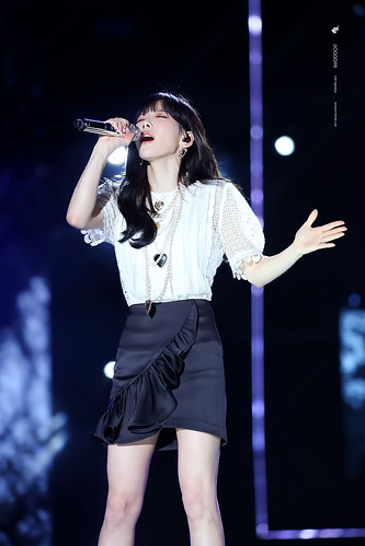 Taeyeon SNSD - 170924 Taeyeon - Asia Song Festival (12)