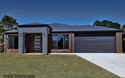 12 Tributary Way, Woodend Vic