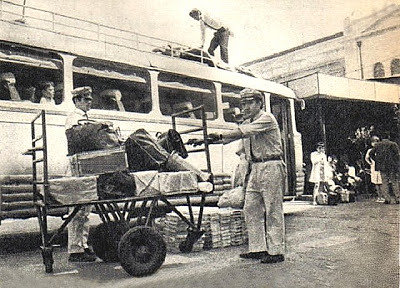 El terminal de Santiago de los buses ANDES MAR BUS  estaba en calle Balmaceda 1134 a un costado del Hotel Bristol, frente de la Estación Mapocho