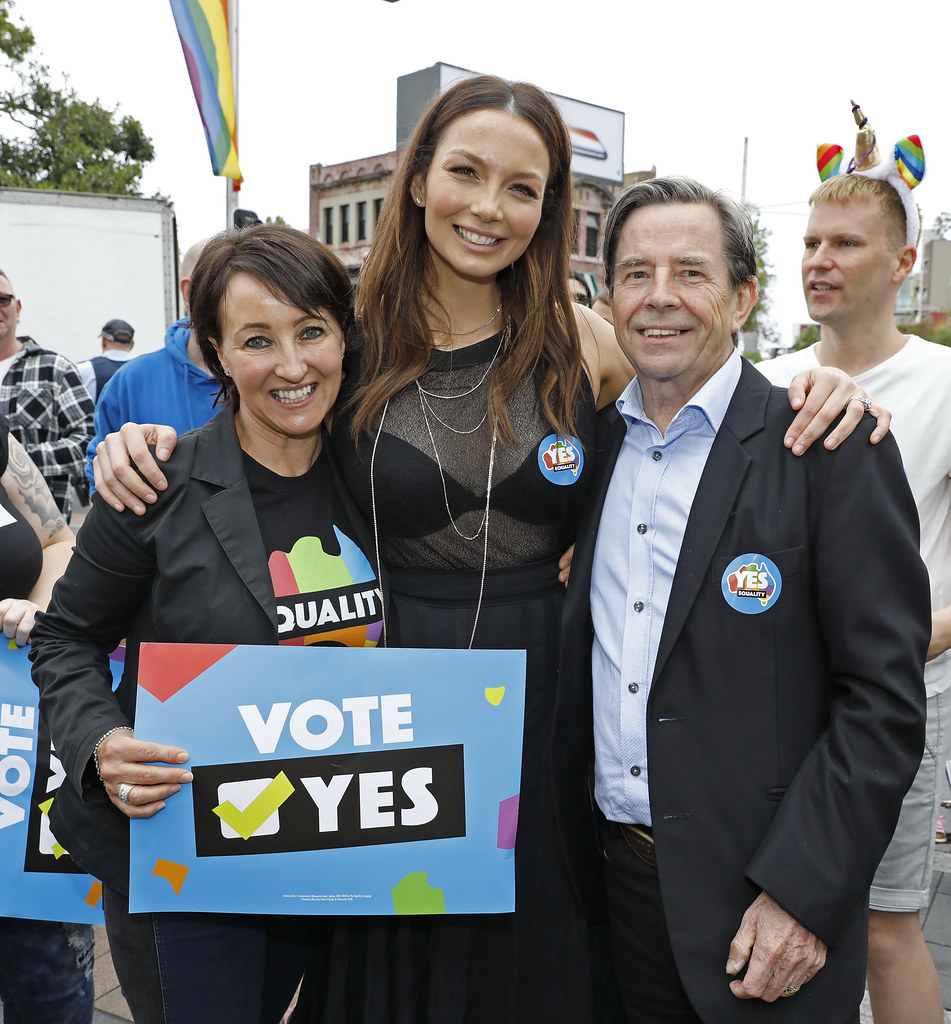 ann-marie calilhanna- post your yes street party @ taylor square_278
