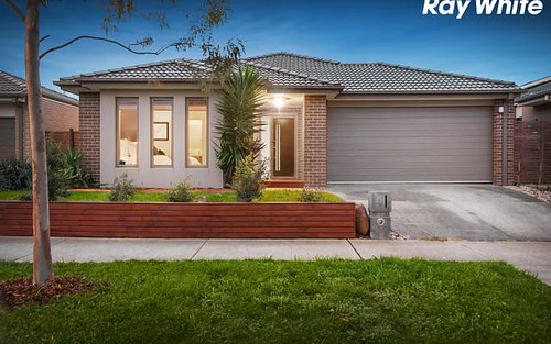91 Heather Gv, Clyde North VIC 3978
