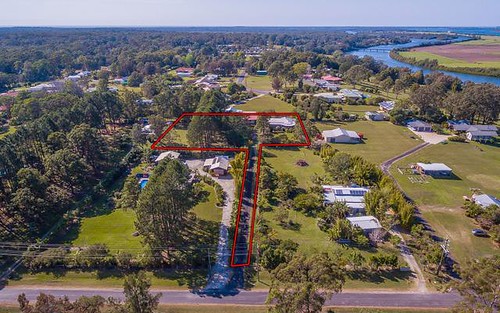 8 Island View Road, Woombah NSW