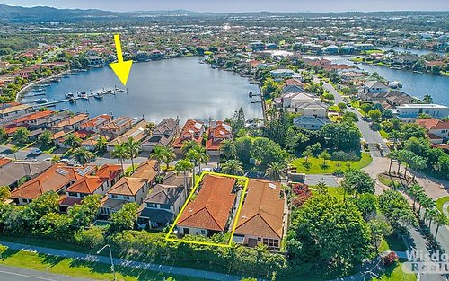 559 Oyster Cove Promenade, Helensvale QLD
