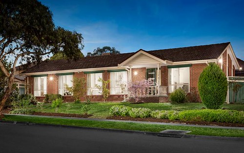 27 Tamboon Drive, Rowville VIC 3178