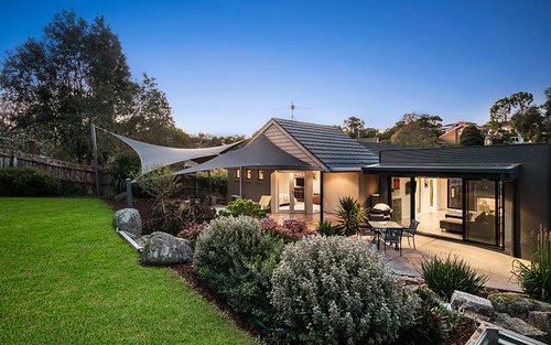 30 Long Valley Wy, Doncaster East VIC 3109