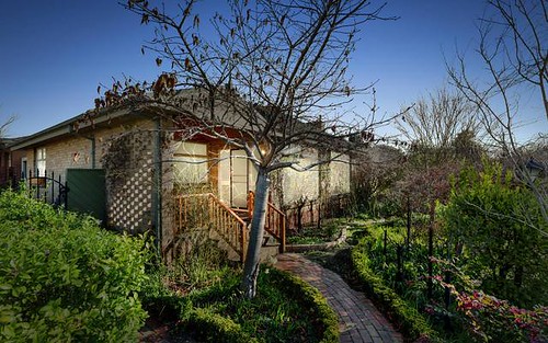 104 Husband Rd, Forest Hill VIC 3131