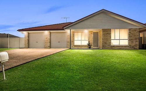32 Kelly Circle, Rutherford NSW