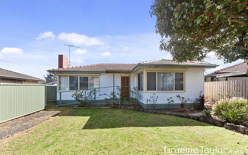 23 Lucas St, Newcomb VIC 3219