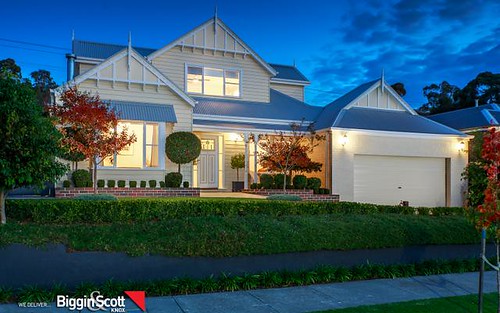 12 Straughan Cl, Lysterfield VIC 3156