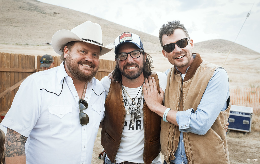 Micky And The Motorcars images