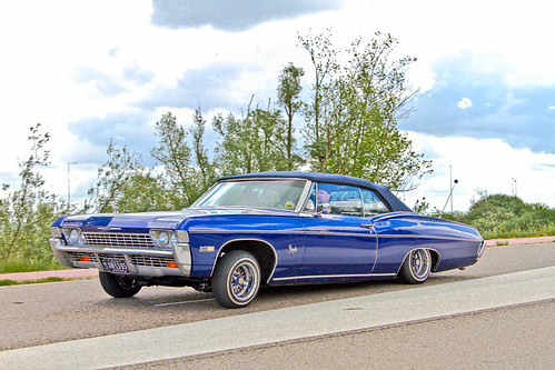 Chevrolet Impala 396 Convertible 1968 with Majestics Air suspension (0870)