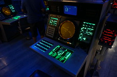 Combat Information Center (CIC) onboard the USS Midway. • <a style="font-size:0.8em;" href="http://www.flickr.com/photos/28558260@N04/38372116101/" target="_blank">View on Flickr</a>