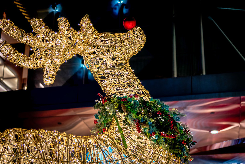 Rudolph, Orchard Road, Singapore - Watermark<br/>© <a href="https://flickr.com/people/129454532@N05" target="_blank" rel="nofollow">129454532@N05</a> (<a href="https://flickr.com/photo.gne?id=23949995267" target="_blank" rel="nofollow">Flickr</a>)