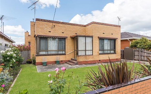 24 Anakie Rd, Bell Park VIC 3215