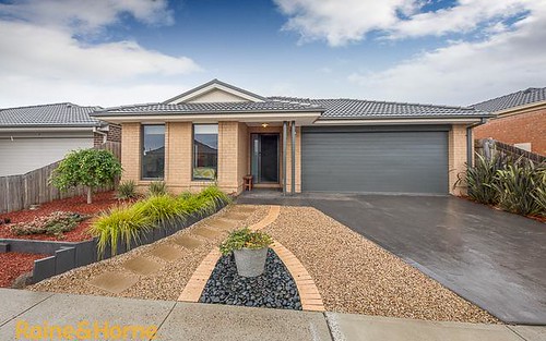 10 Universal Court, Diggers Rest VIC