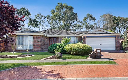 48 Waradgery Dr, Rowville VIC 3178