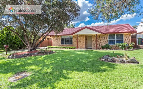 6 Summer Hill Place, St Clair NSW