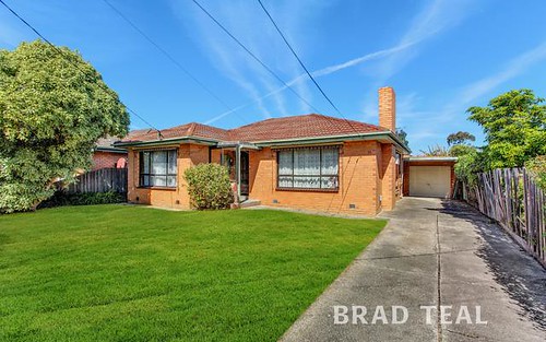 35 Rogerson St, Avondale Heights VIC 3034