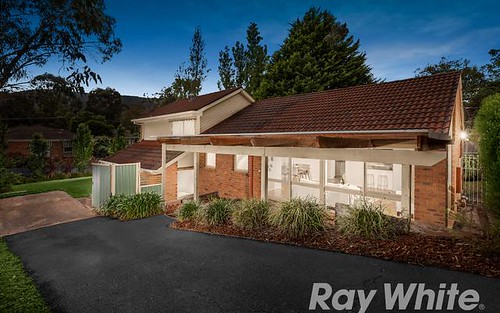 34 Francis Crescent, Ferntree Gully VIC 3156