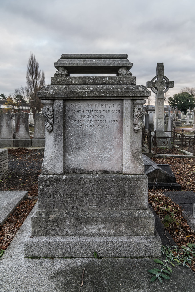 MOUNT JEROME CEMETERY IS AN INTERESTING PLACE TO VISIT [IT CLOSES AT 4PM]-134315