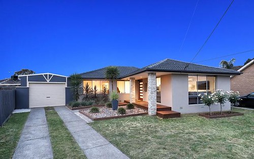 12 Midway Cl, Gladstone Park VIC 3043